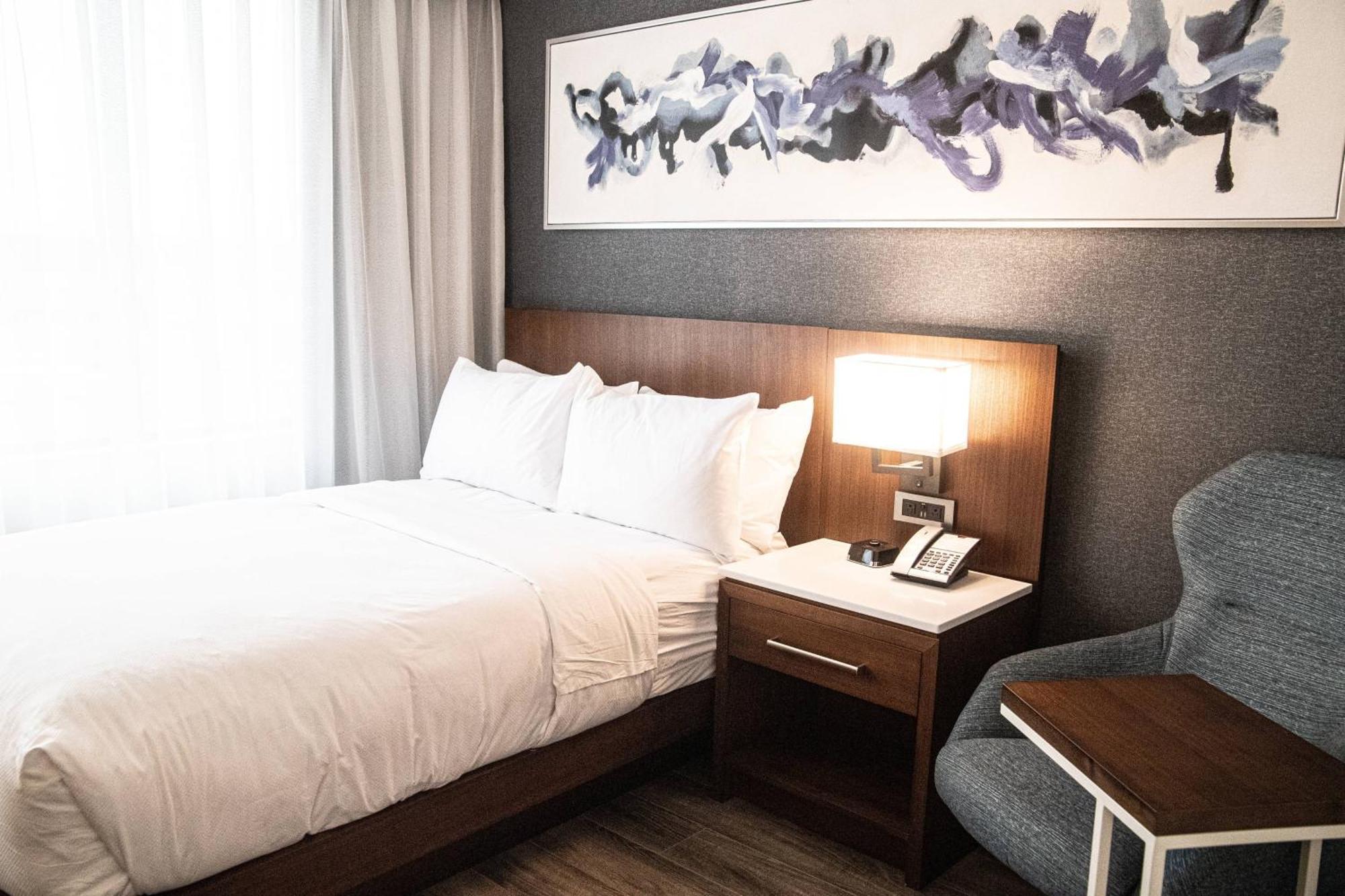 Delta Hotels By Marriott Cincinnati Sharonville Extérieur photo