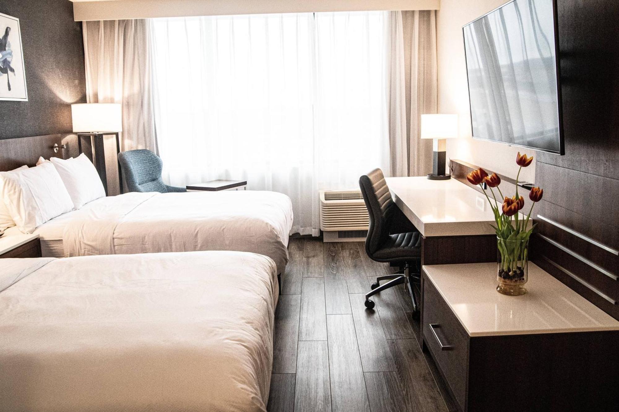 Delta Hotels By Marriott Cincinnati Sharonville Extérieur photo