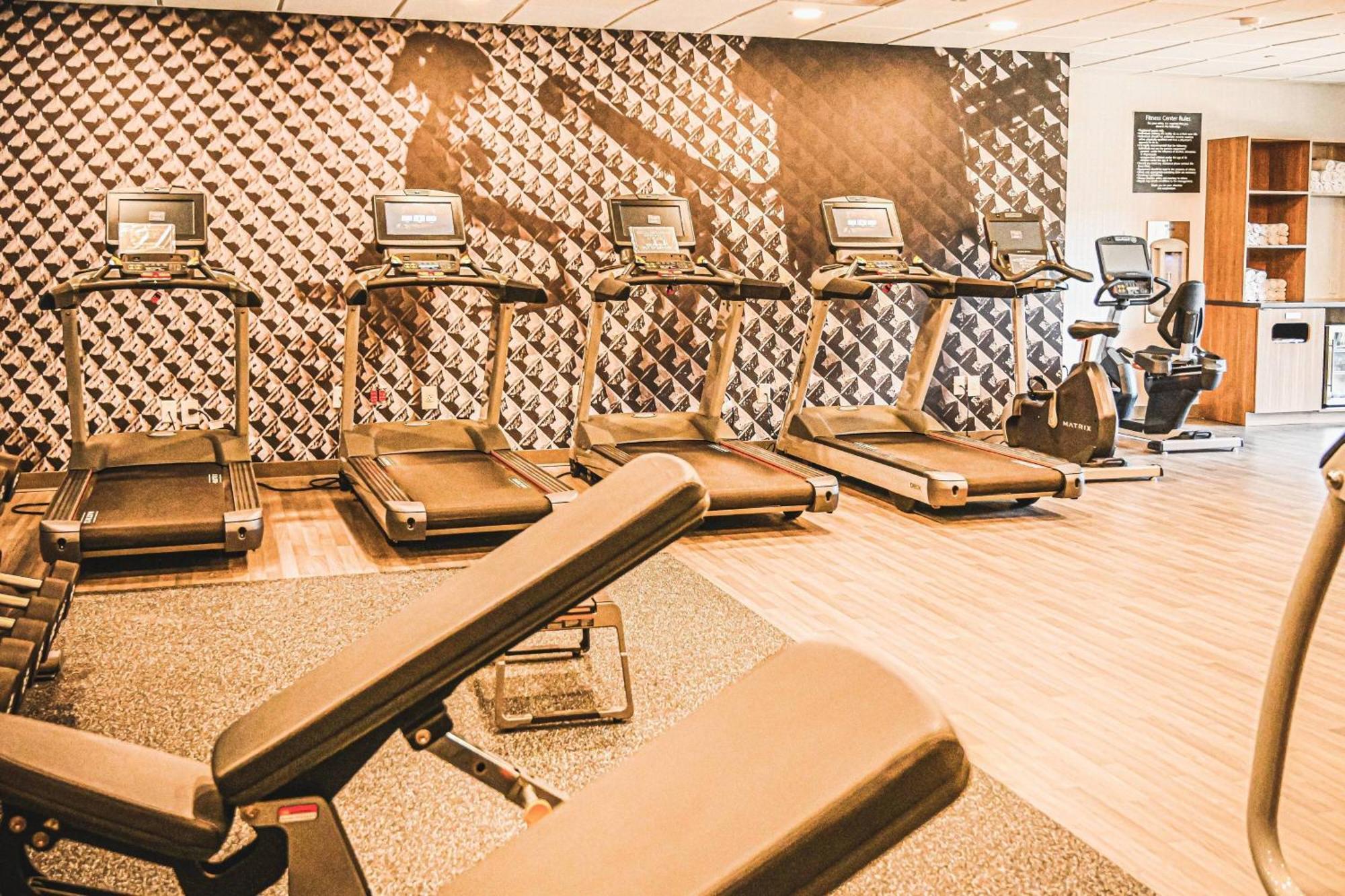 Delta Hotels By Marriott Cincinnati Sharonville Extérieur photo